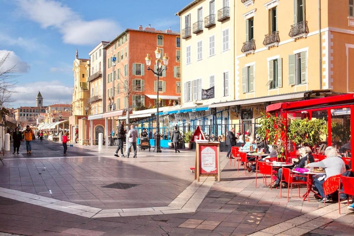 Proche Du Cours Saleya Et De La Plage, Dans Le Vieux Nice, Spacieux Et Climatise * Nizza